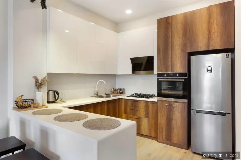 Трёхкомнатная квартира в Сванетском квартале — 2 700 USD/мес | Tbilisi Homes