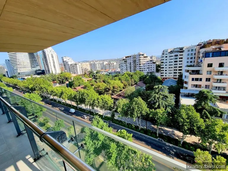 Трёхкомнатная квартира в Ваке — 5 000 USD/мес | Tbilisi Homes