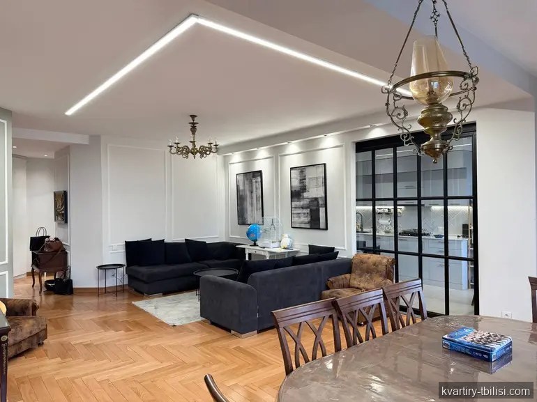 3-bedroom Apartment for rent in Vake, Tbilisi, 110 sqm, floor 7/10 — 2 200 USD/month | Tbilisi Homes