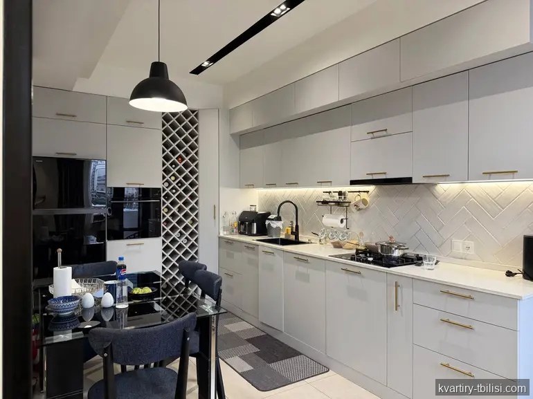 3-bedroom Apartment for rent in Vake, Tbilisi, 110 sqm, floor 7/10 — 2 200 USD/month | Tbilisi Homes