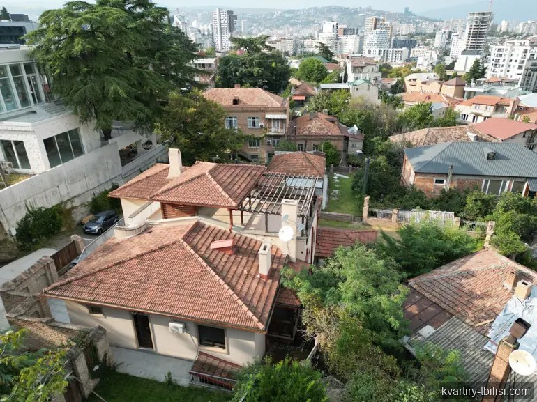11-bedroom House for rent in Vake, Tbilisi, 900 sqm — 6 900 USD/month | Tbilisi Homes