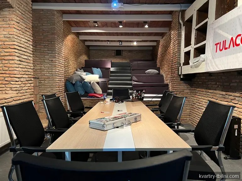 11-bedroom House for rent in Vake, Tbilisi, 900 sqm — 6 900 USD/month | Tbilisi Homes