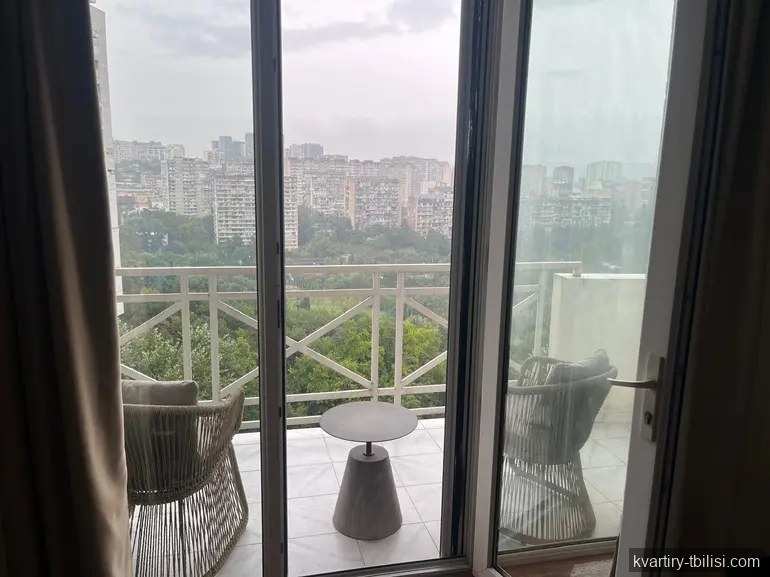 4-bedroom Apartment for rent in Vake, Tbilisi, 105 sqm, floor 8/9 — 1 700 USD/month | Tbilisi Homes