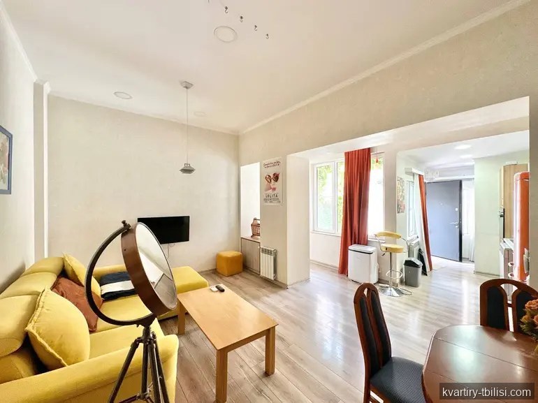 2-bedroom Apartment for sale in Vera, Tbilisi, 62 sqm, floor 2/2 — 150 000 USD | Tbilisi Homes